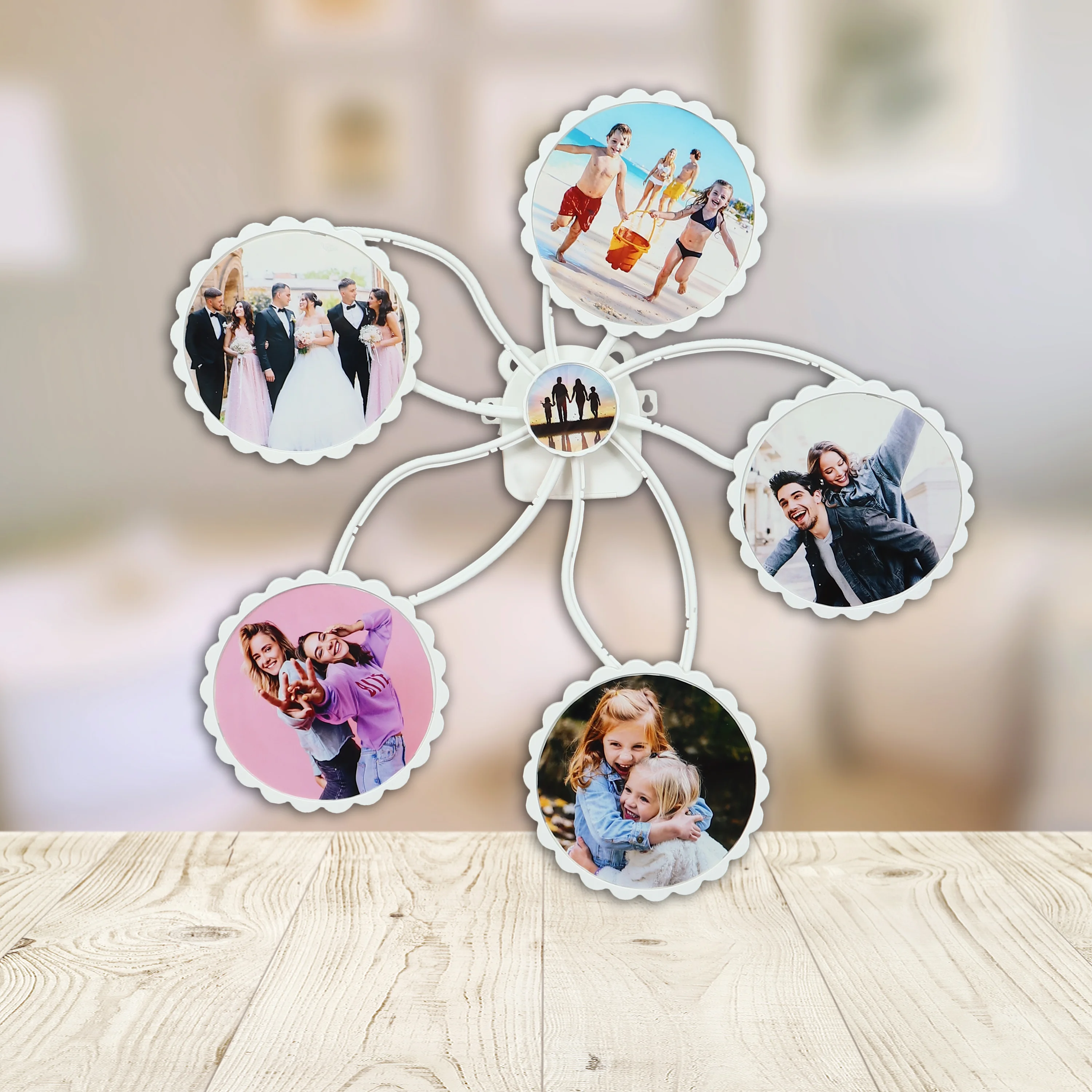 Wall carousel with your 6 photos